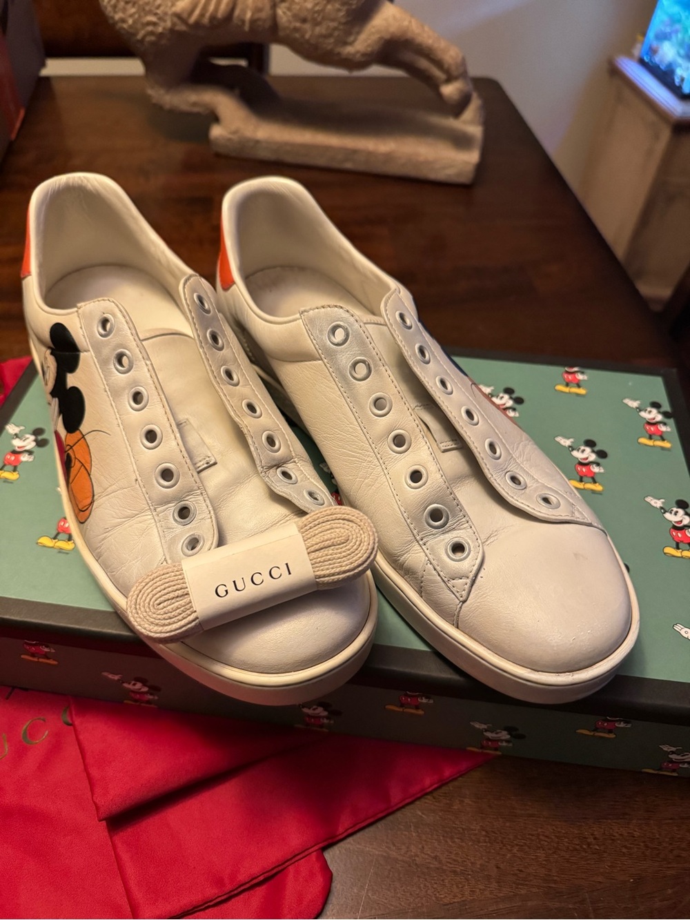 Authentic Gucci x Disney Mickey Mouse Sneakers - Picture 3 of 12